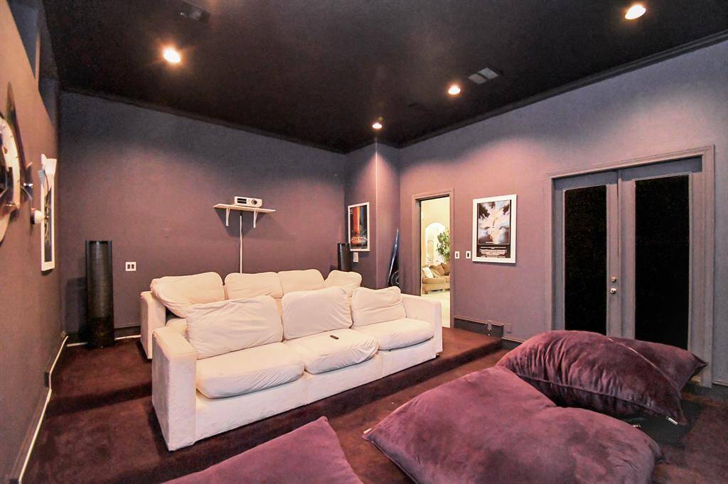 15-Seat Media Room - The perfect space for movie nights, sports, or binge-watching yourfavorite shows with family and friends.