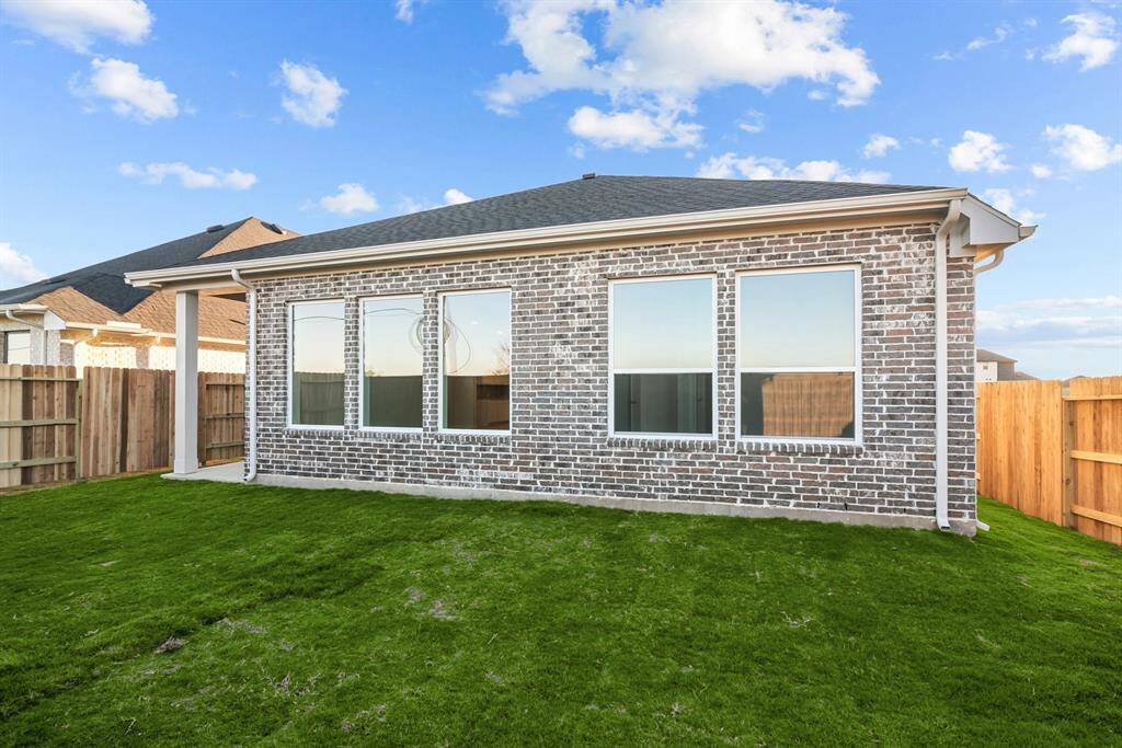 Welcome to The Woodworth by David Weekley Homes. Move-In-Ready Now!