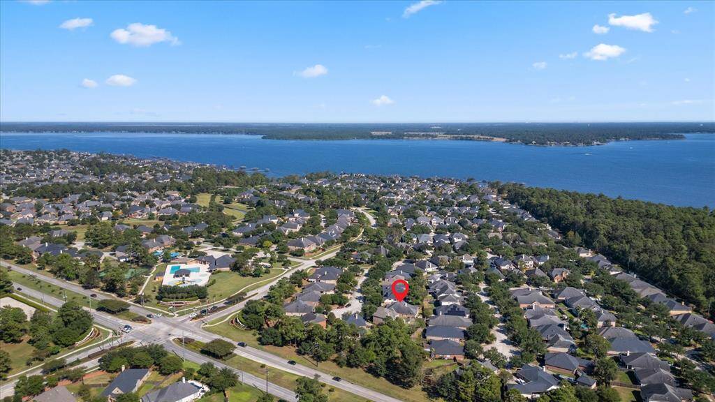 Aerial view of Lake Houston and House