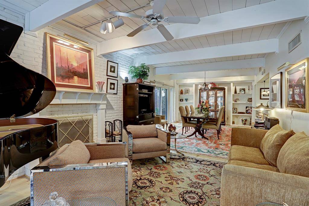 Living and Dining Combo