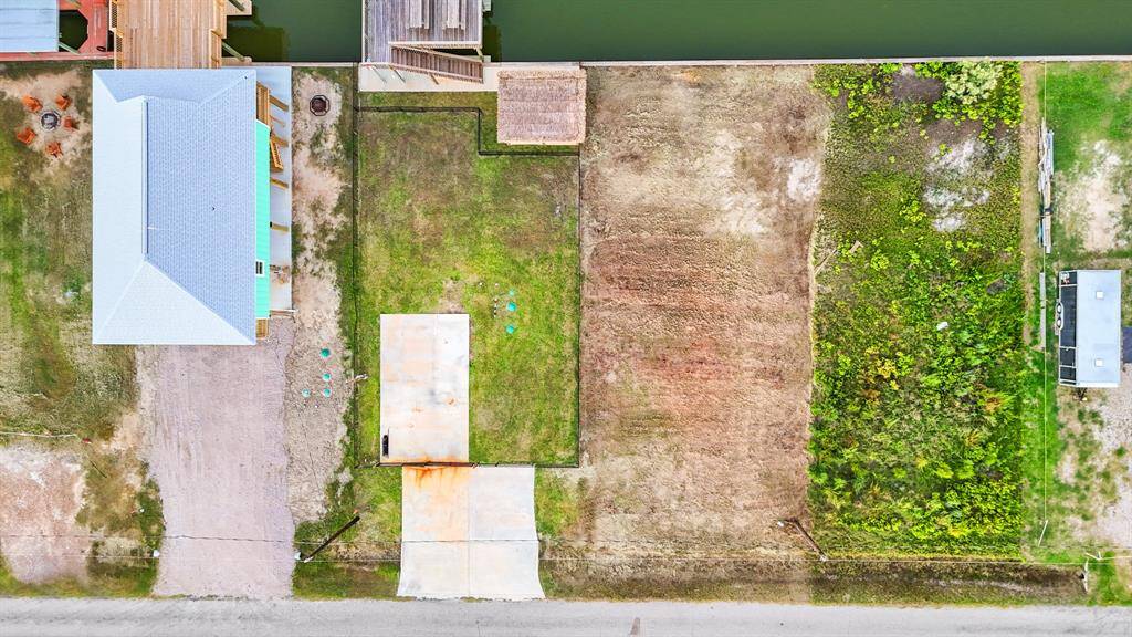 Plenty of room to build your dream home!