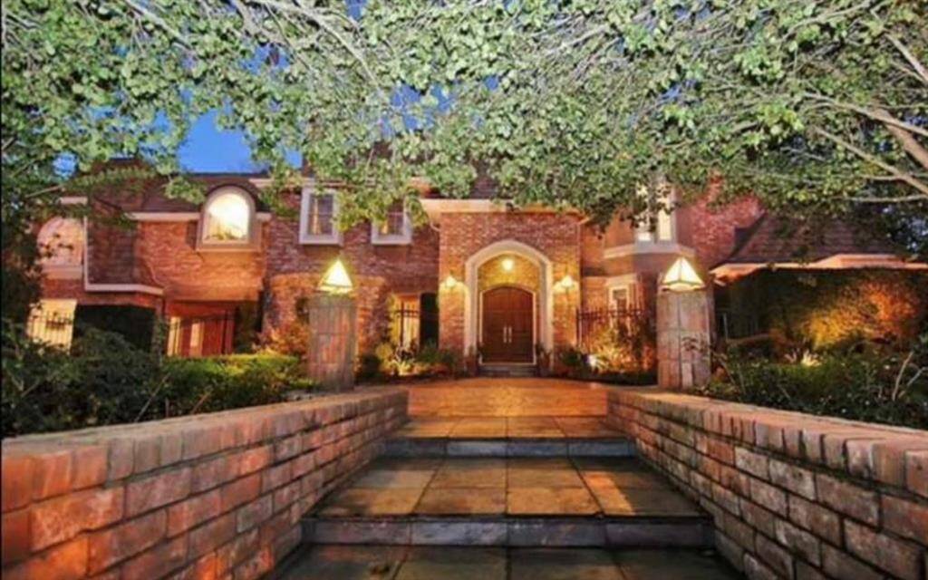 Front View of home