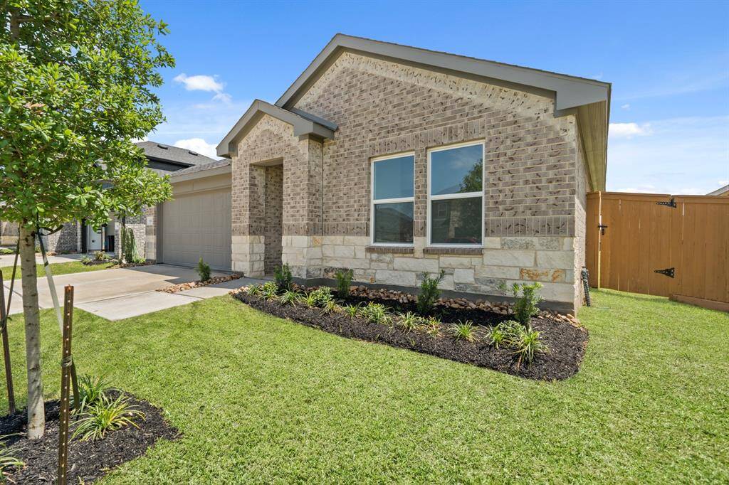 Charming One Story in Sunterra!