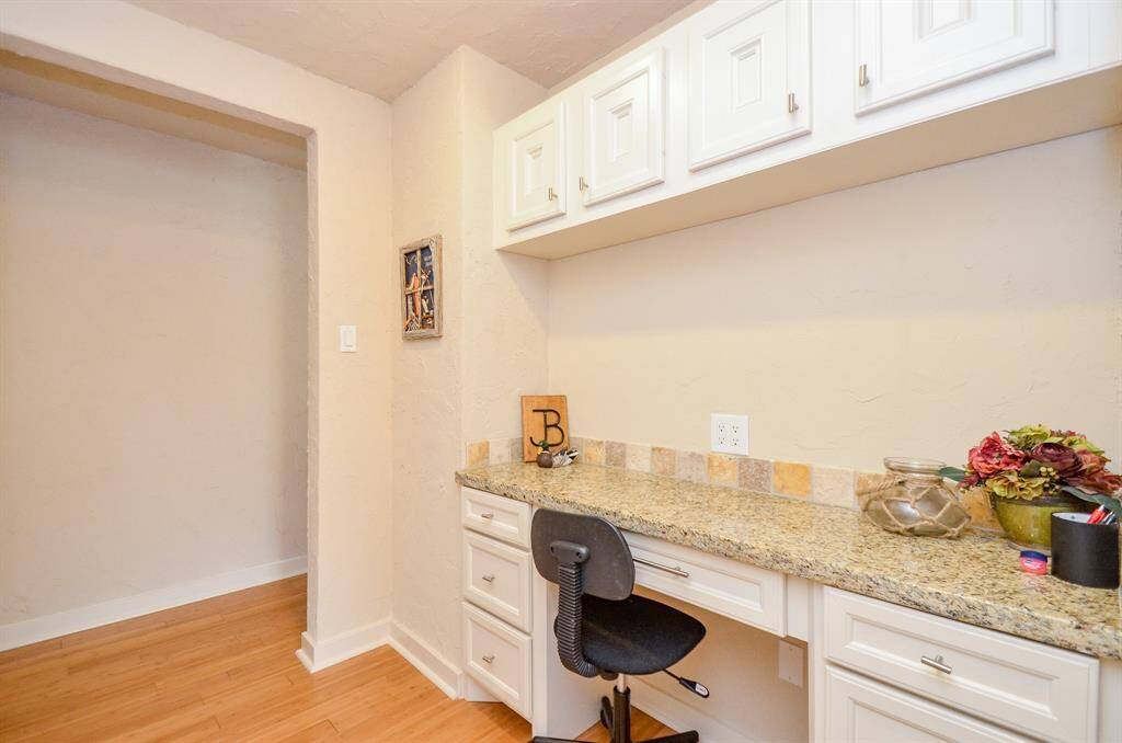 small office area off the kitchen and main living area if you work remotely.