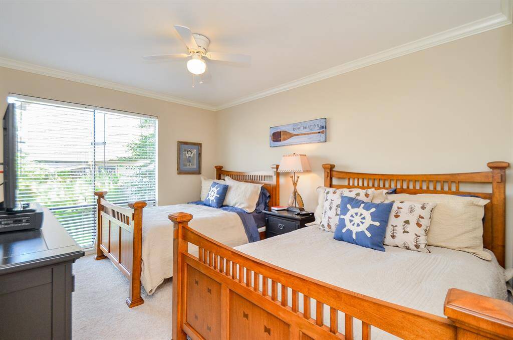 Secondary Bedroom.