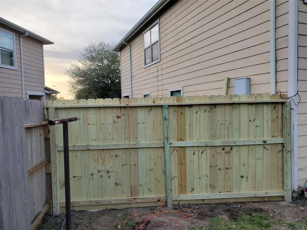 New Fencing!
