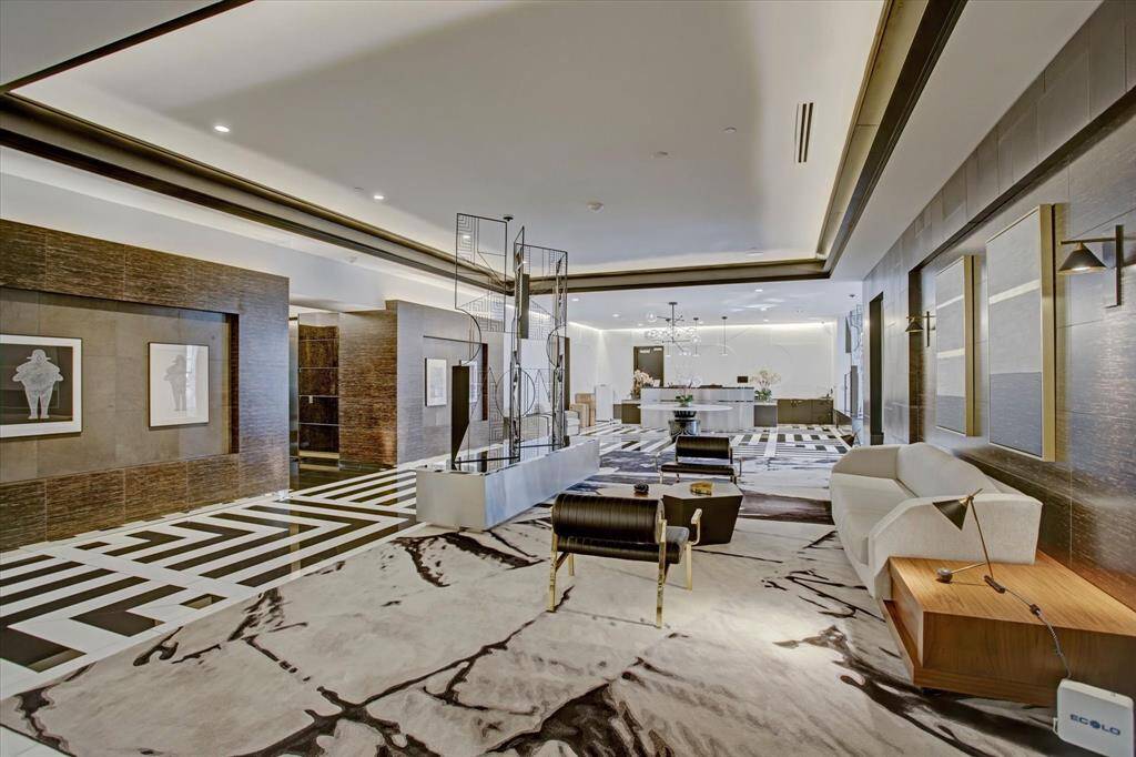 Welcome home to an elegant and spacious lobby, boasting modern design and luxurious finishes for an unforgettable first impression.