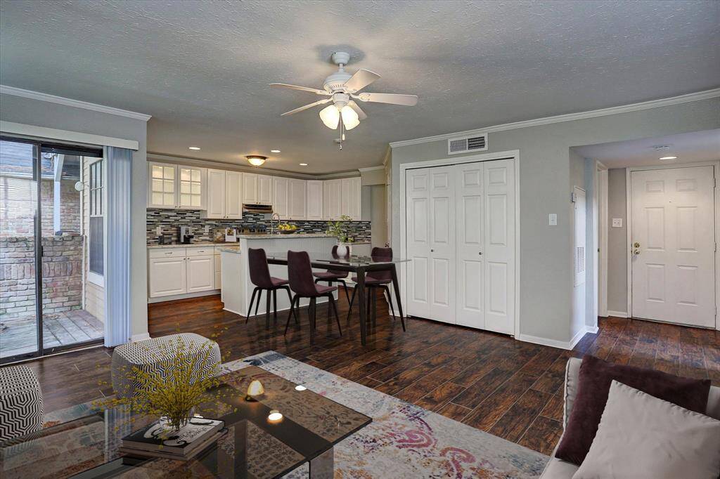 *Virtually Staged* Completely open kitchen and living space