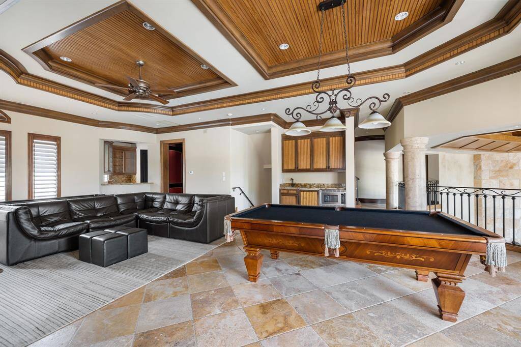 [Two-story Foyer] On we go to the upper Gallery with a Sky Bridge vantage point looking into the rotunda-style Grand Foyer.