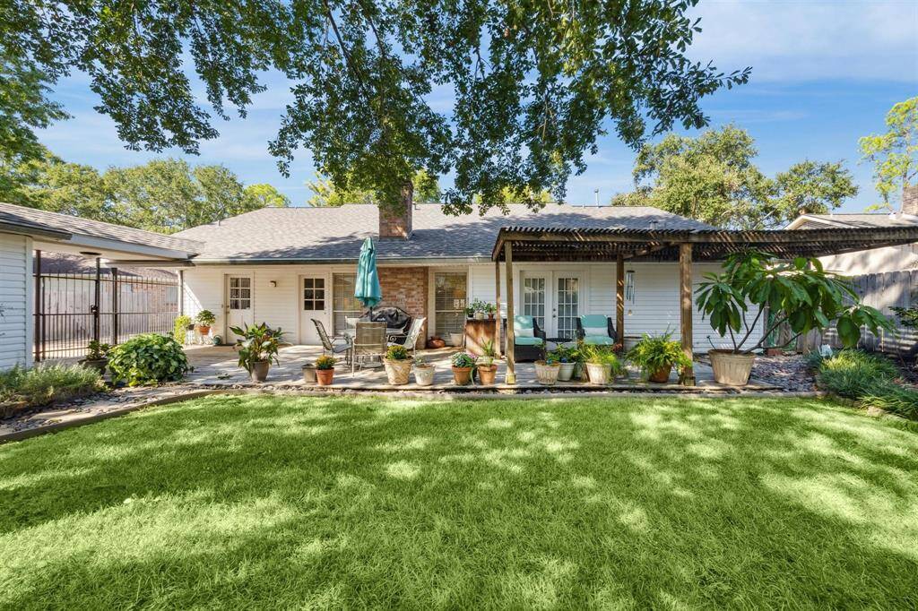 Very private backyard with gated side entrance