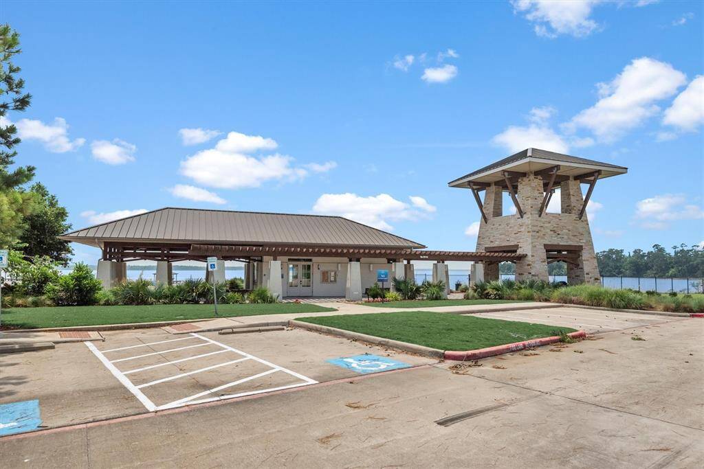 Nice park and pavilion!