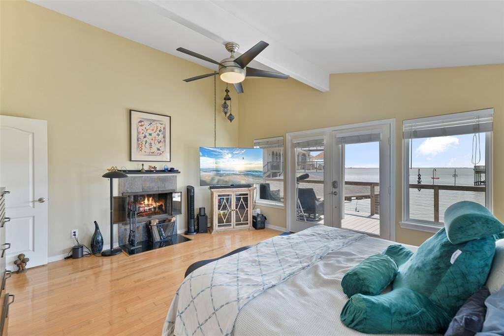 Enjoy all seasons with the dual sided fireplace for Winter and stunning Gulf Views year round!