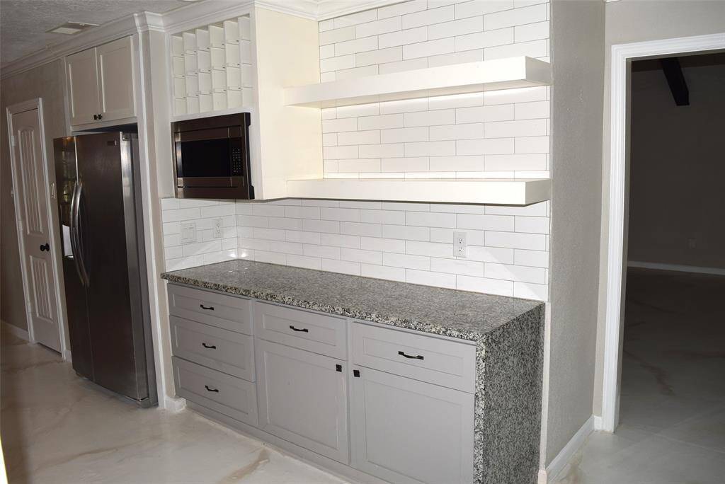 KITCHEN COFFEE BAR