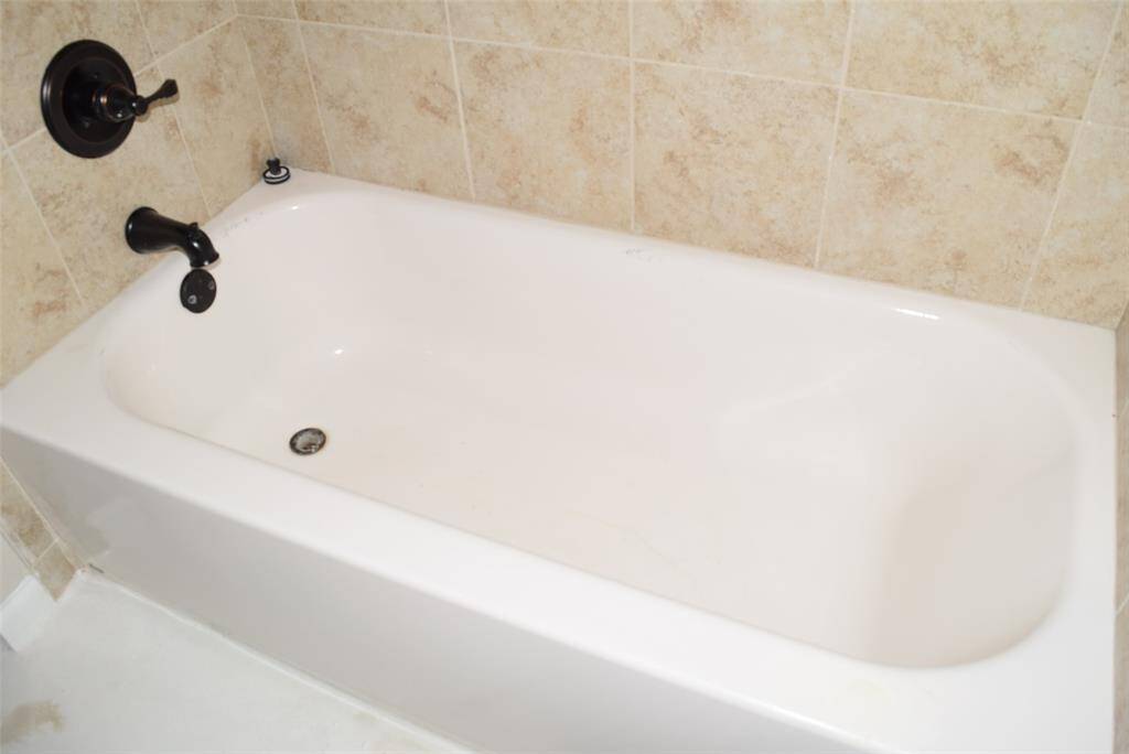 BATH 2 TUB SHOWER COMBO