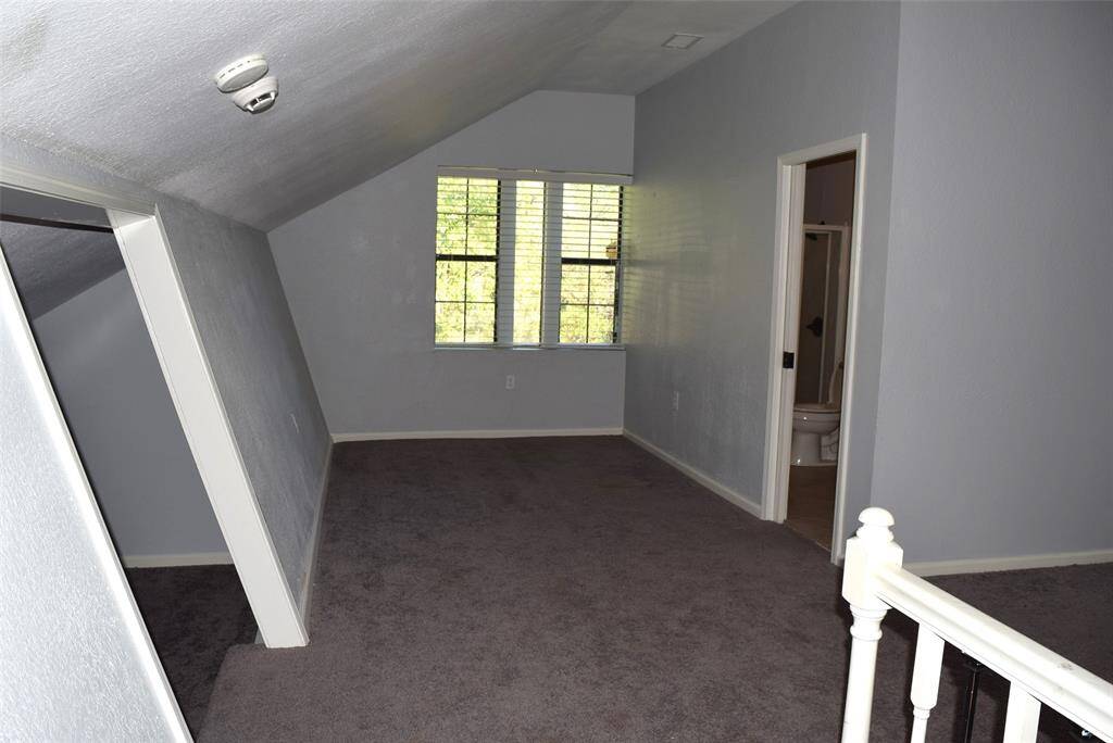 UPSTAIRS GAMEROOM