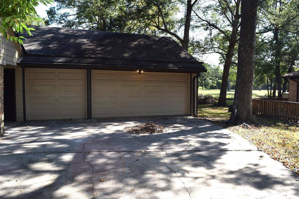 3 CAR GARAGE