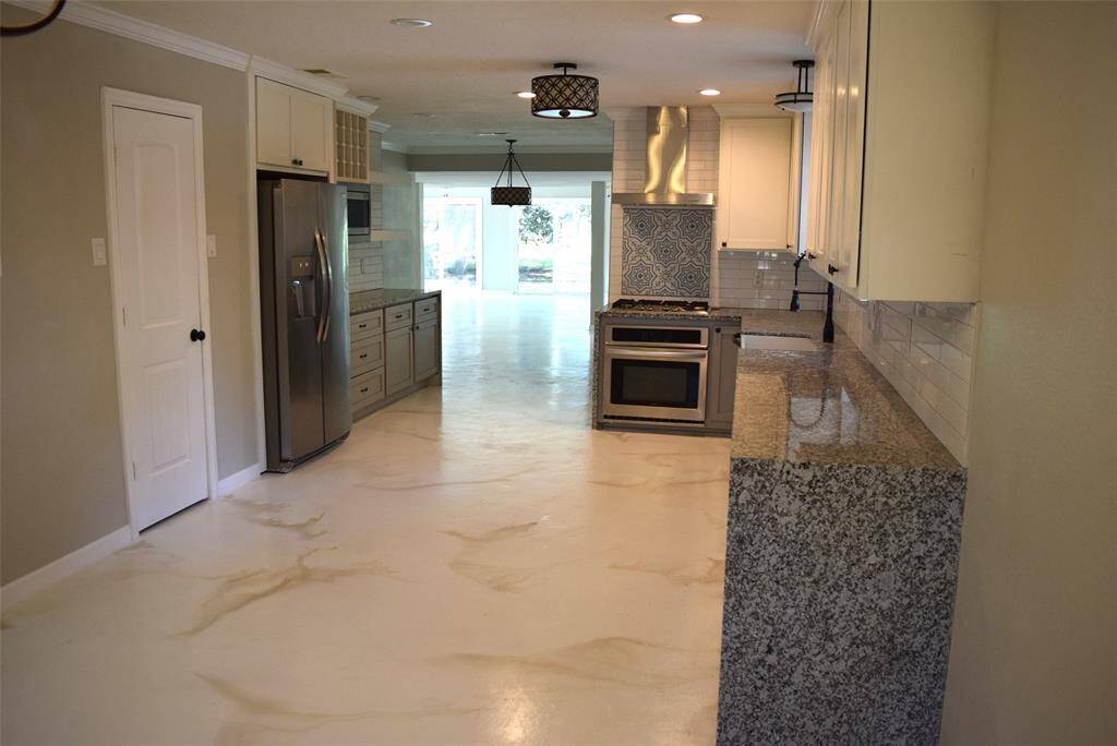 KITCHEN VIEW 3