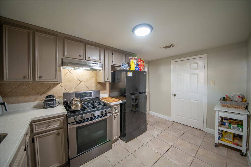 Kitchen Prop2