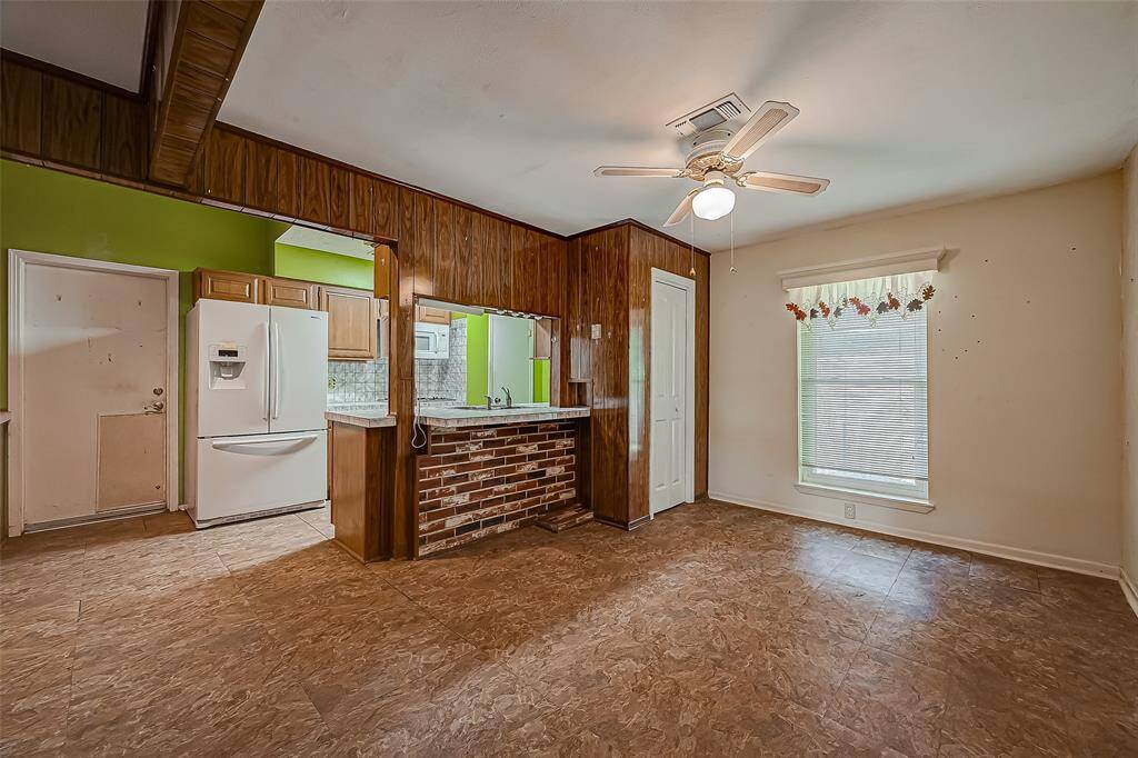 Dining Room overlooking the kitchen