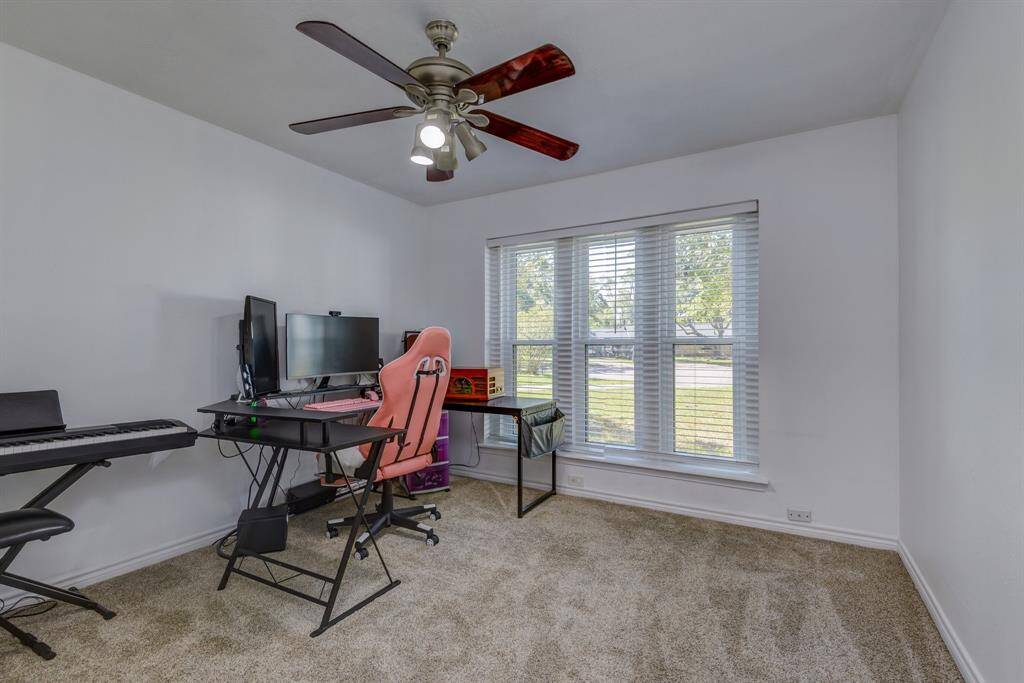 Secondary Bedroom