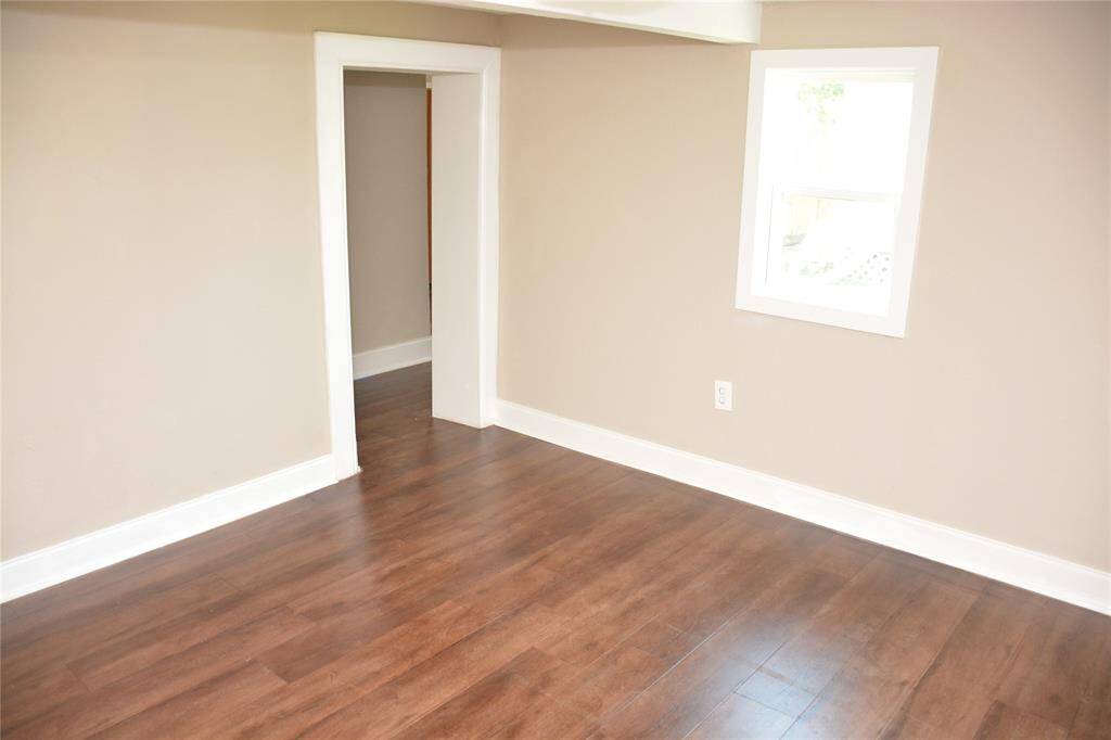 nice flooring throughout