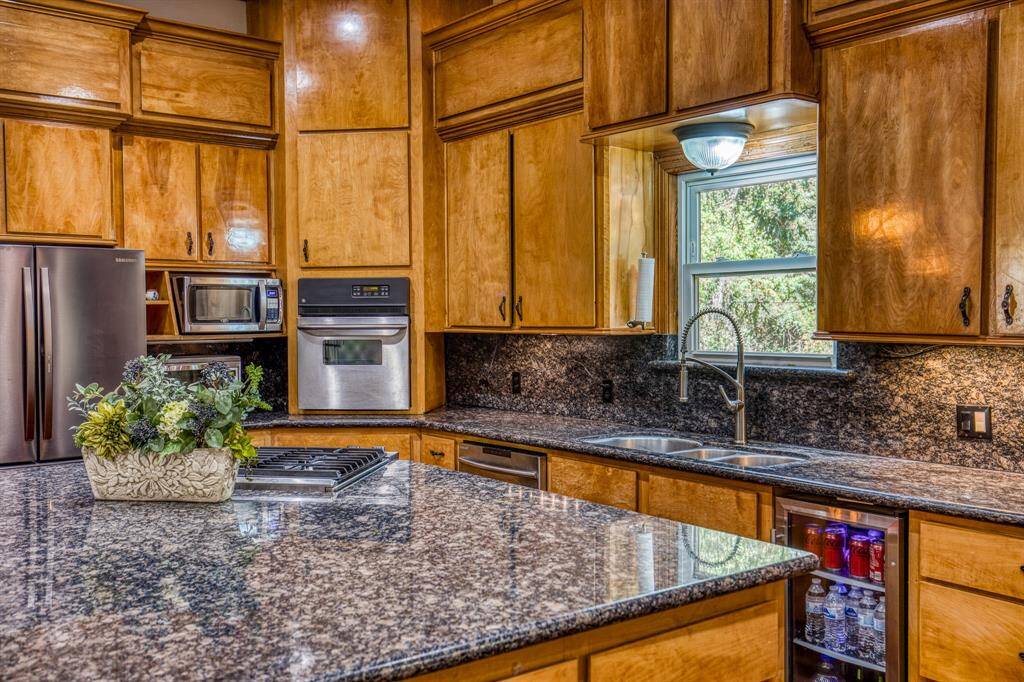 Double Oven perfect for hosting