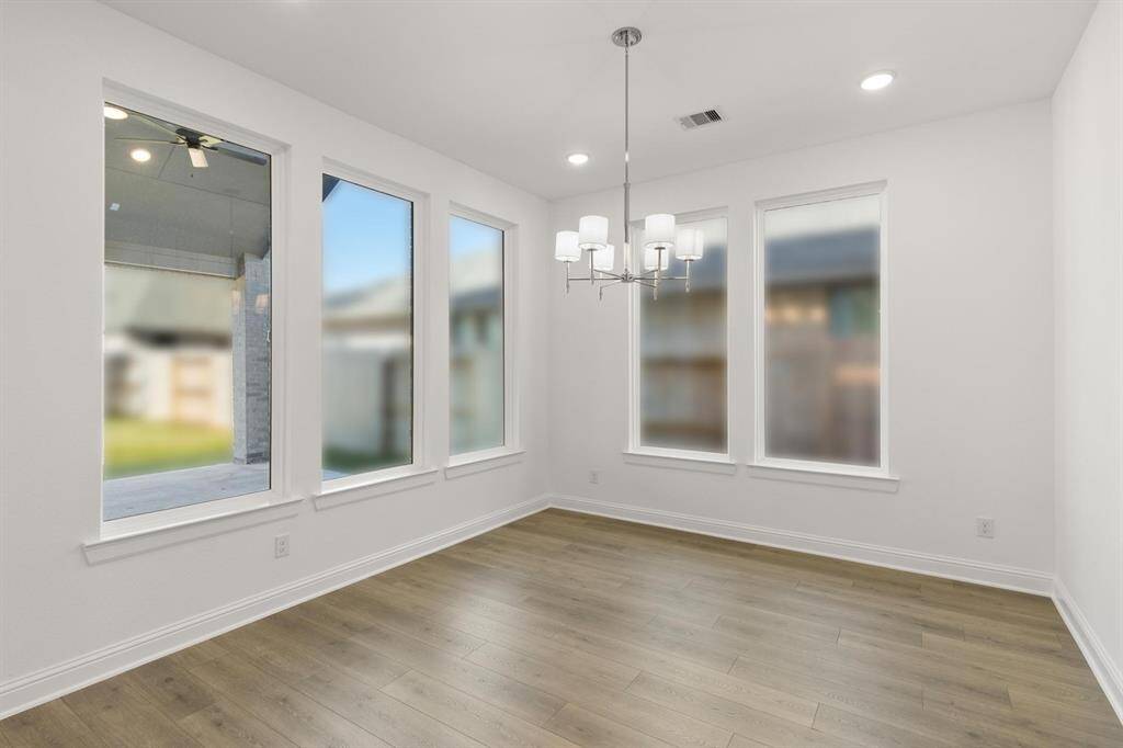 Brookdale F dining room