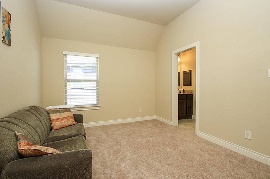 Bedroom #4 was used as yoga room by the current owner.