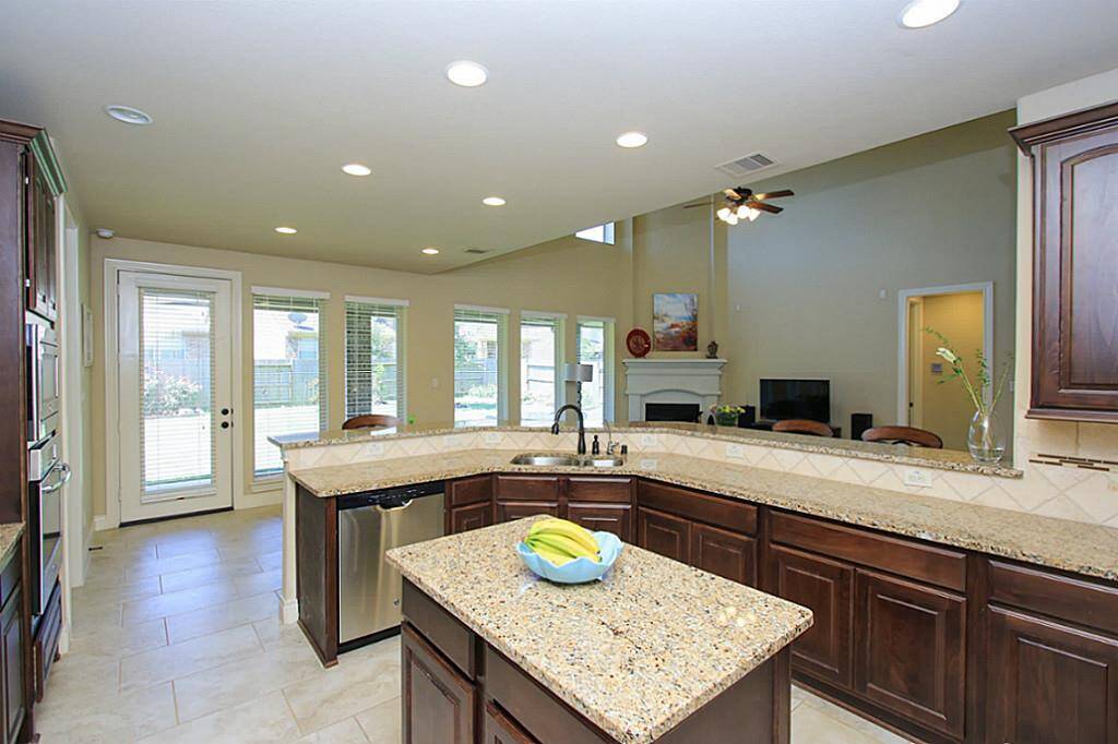 View from kitchen to the family room