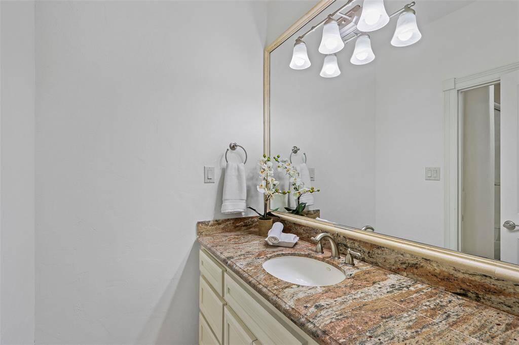 Bathroom for bedroom 3