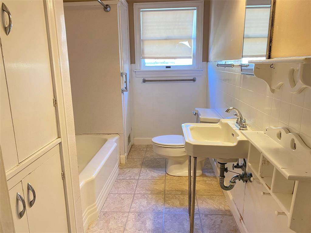Hall bath