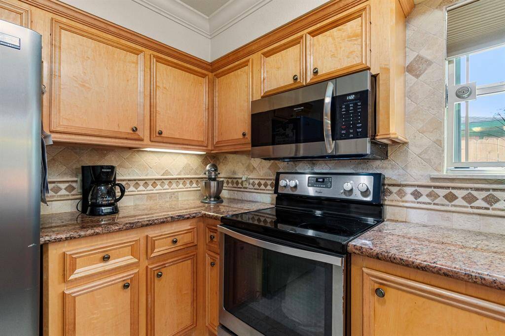 Custom solid wood cabinets. They just don't make them like this anymore.