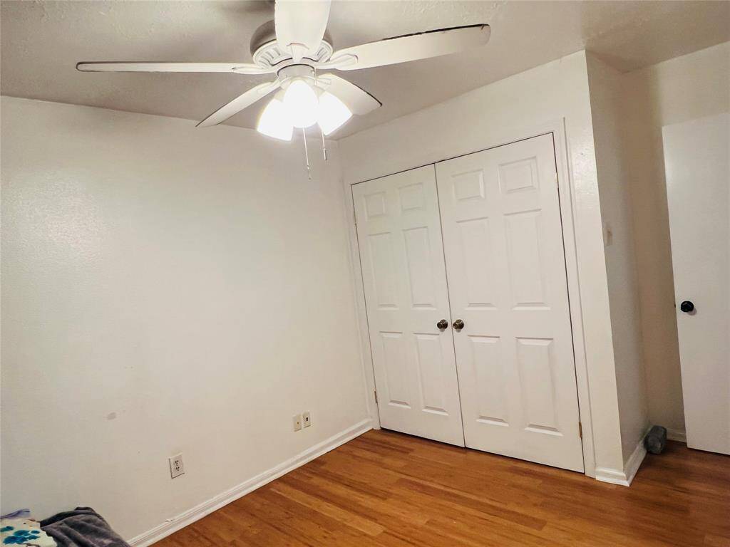 2nd bedroom other corner
