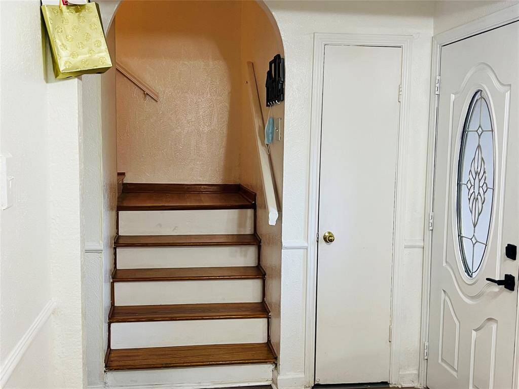 Stairs to go up