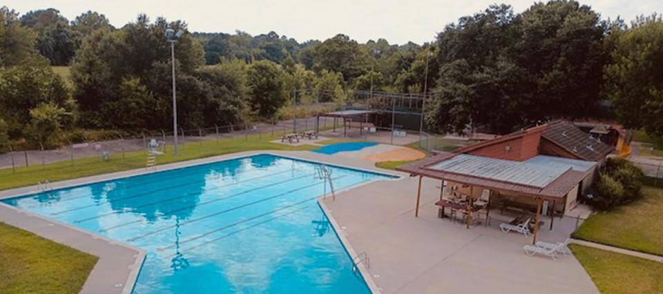 Inwood Pines has a spectacular pool for fun and exercise
