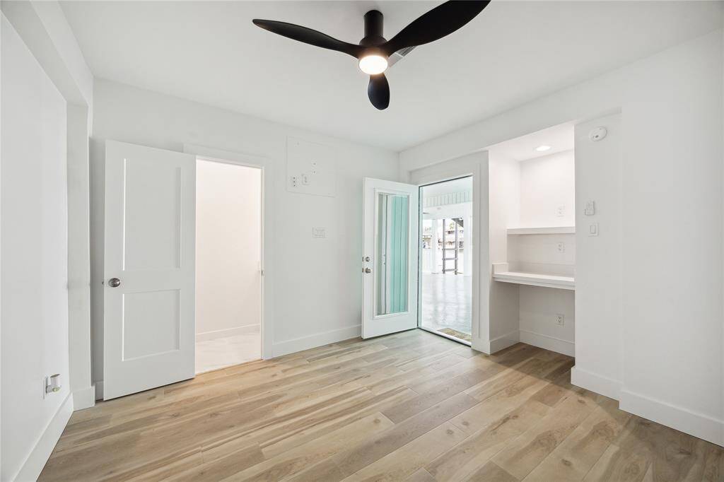 Bonus room ground level