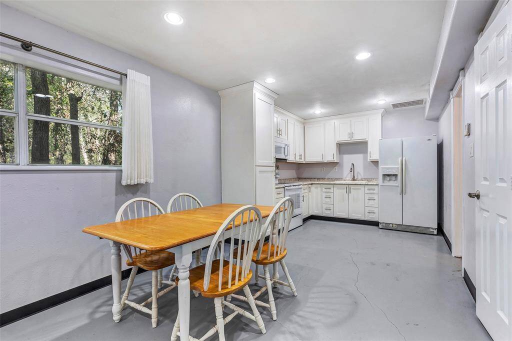 Breakfast area in apartment in shop