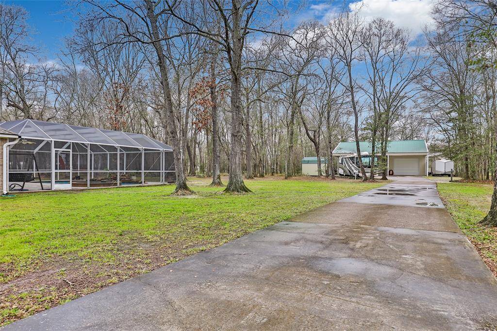 Private Driveway to shop