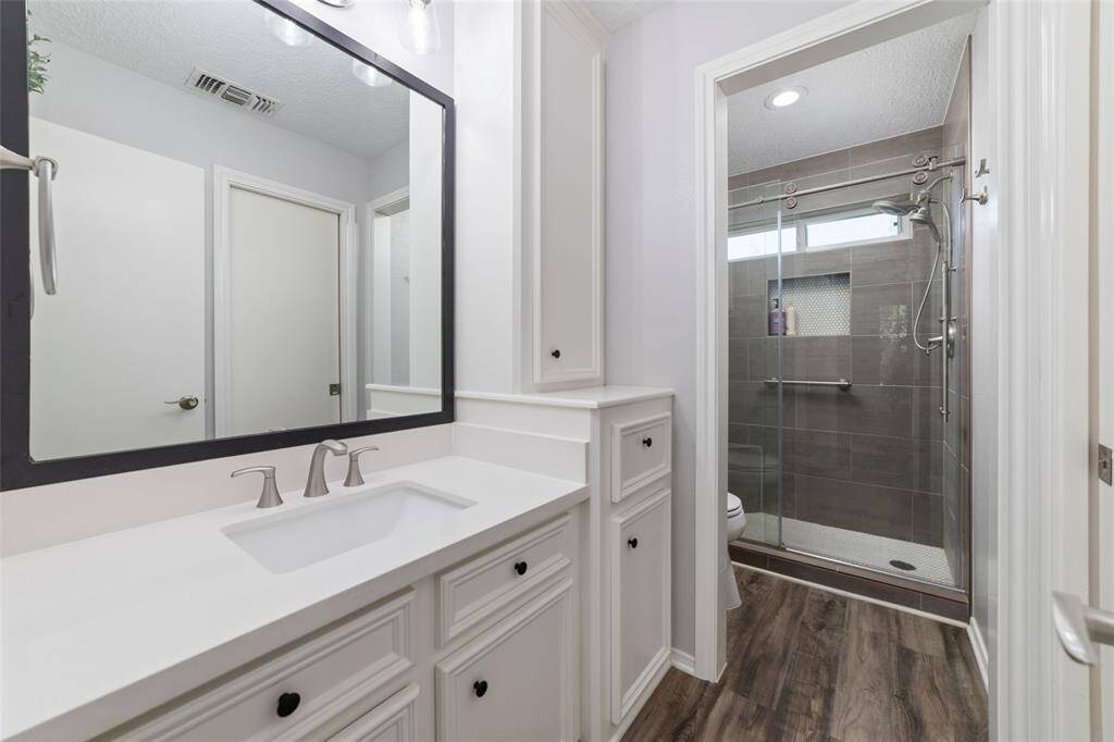 Garage Apartment - Kitchen has extended counters that perfectly accommodate several bar stools, making mealtime a breeze!