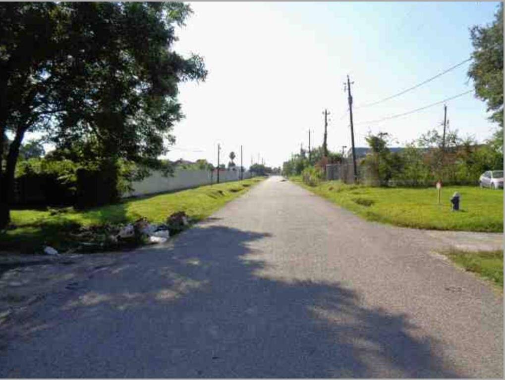 Caplin St