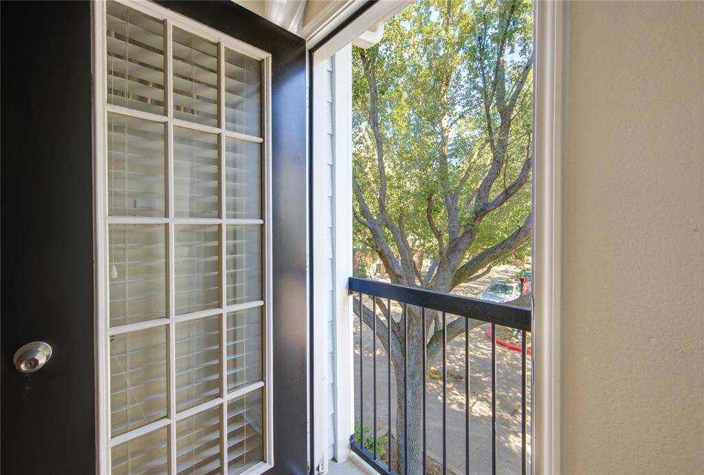 Corner unit has a private exterior space. Enjoy it from your balcony!