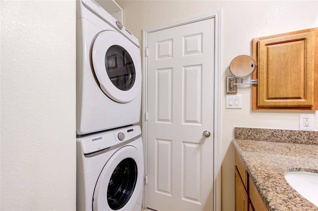 Washer and dryer are negotiable as per offer.