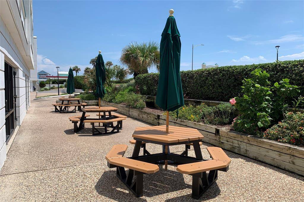 Nice picnic area at the front of the property.