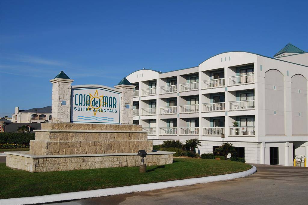 Welcome to Casa Del Mar Condominiums!