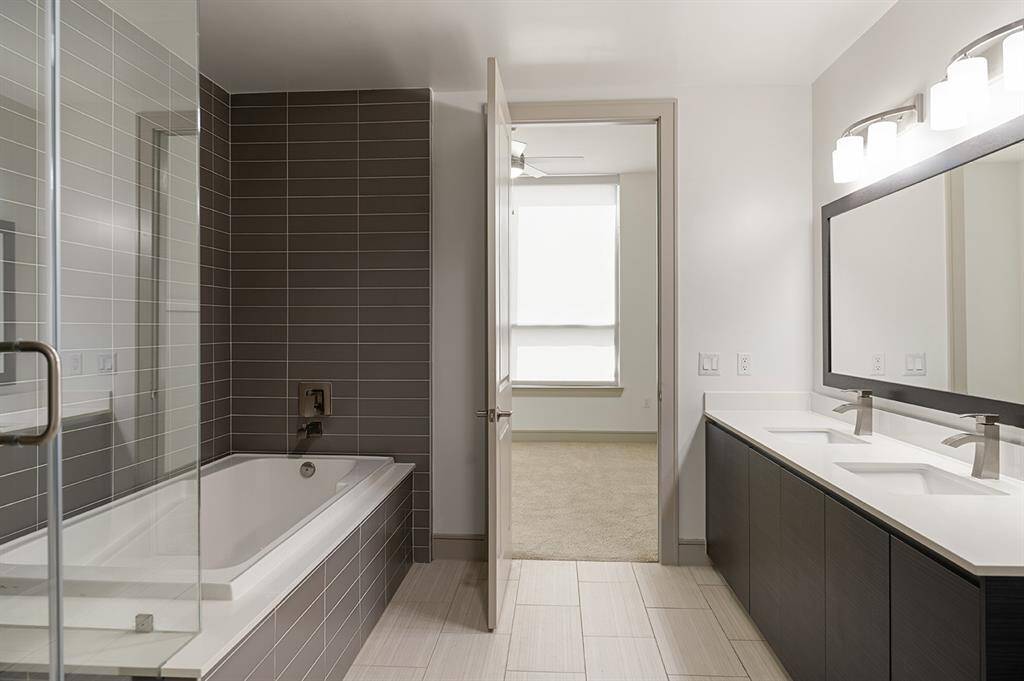Luxury Model Unit