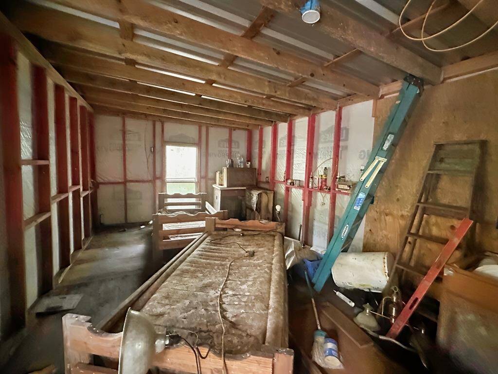 Cabin 2 inside