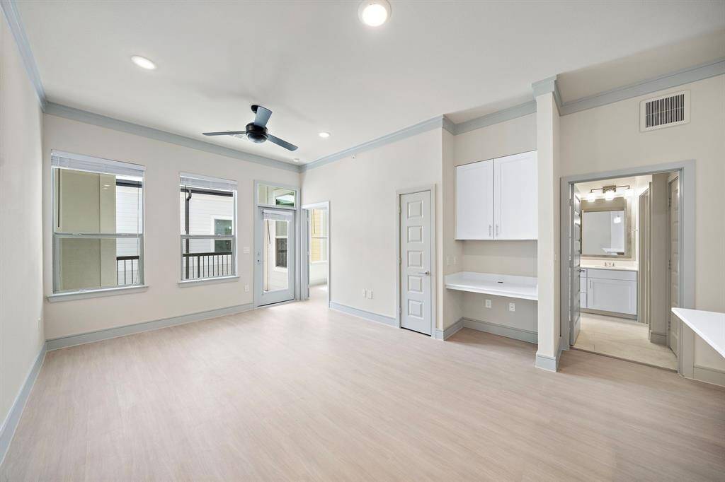 PHOTOS MAY BE OF SIMILAR UNIT, LAYOUT OR FINISHES