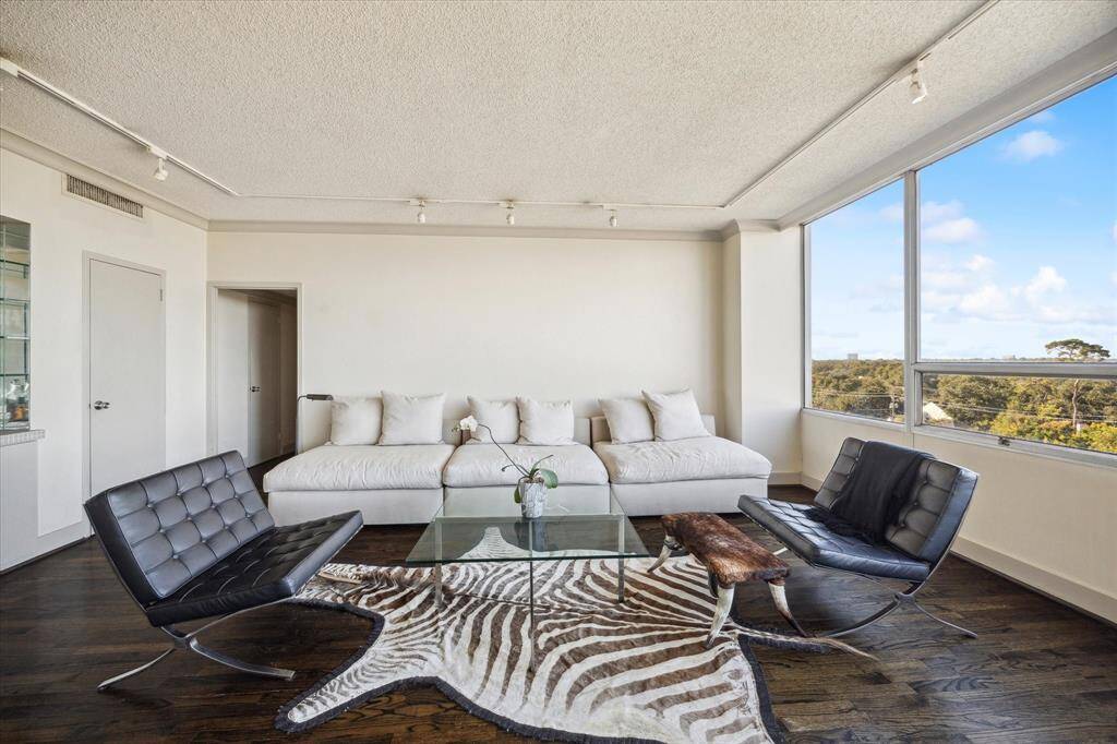Living Dining room combination.