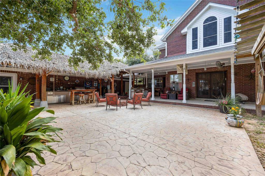 This home was made for entertaining. There is plenty of outdoor space to host your next gathering.