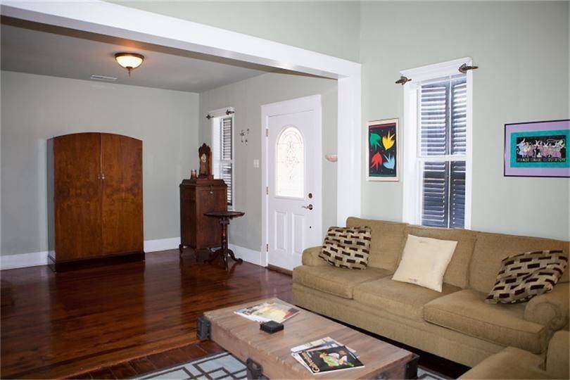 Unit 3 (house) Upstairs